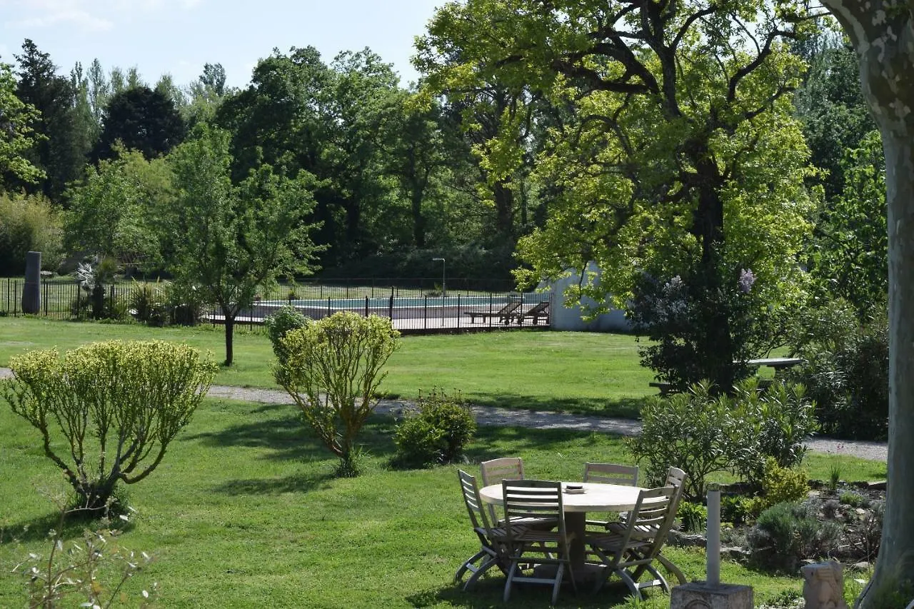 La Bastide des Amouriers Caumont-sur-Durance 3*,  France
